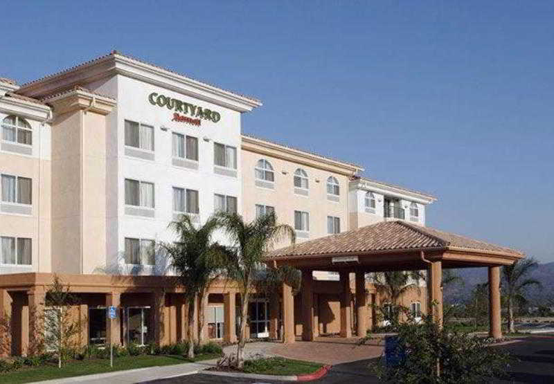 Courtyard Ventura סימי ואלי מראה חיצוני תמונה